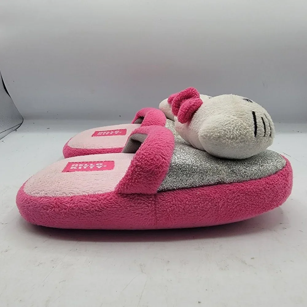 Hello Kitty Sanrio Girls Size 13/1 Pink Fluffy Warm Slippers Plush Kitty